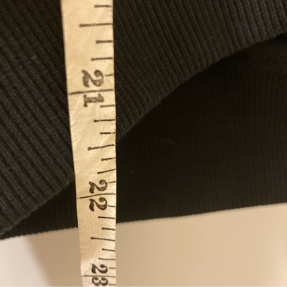 Lululemon Oh So Sherpa Black Half Zip - Picture 9 of 9